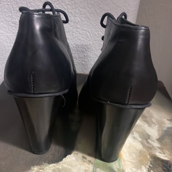 New Kenneth Cole tres amore leather ankle boots with wedge heel - classic - Picture 2 of 7